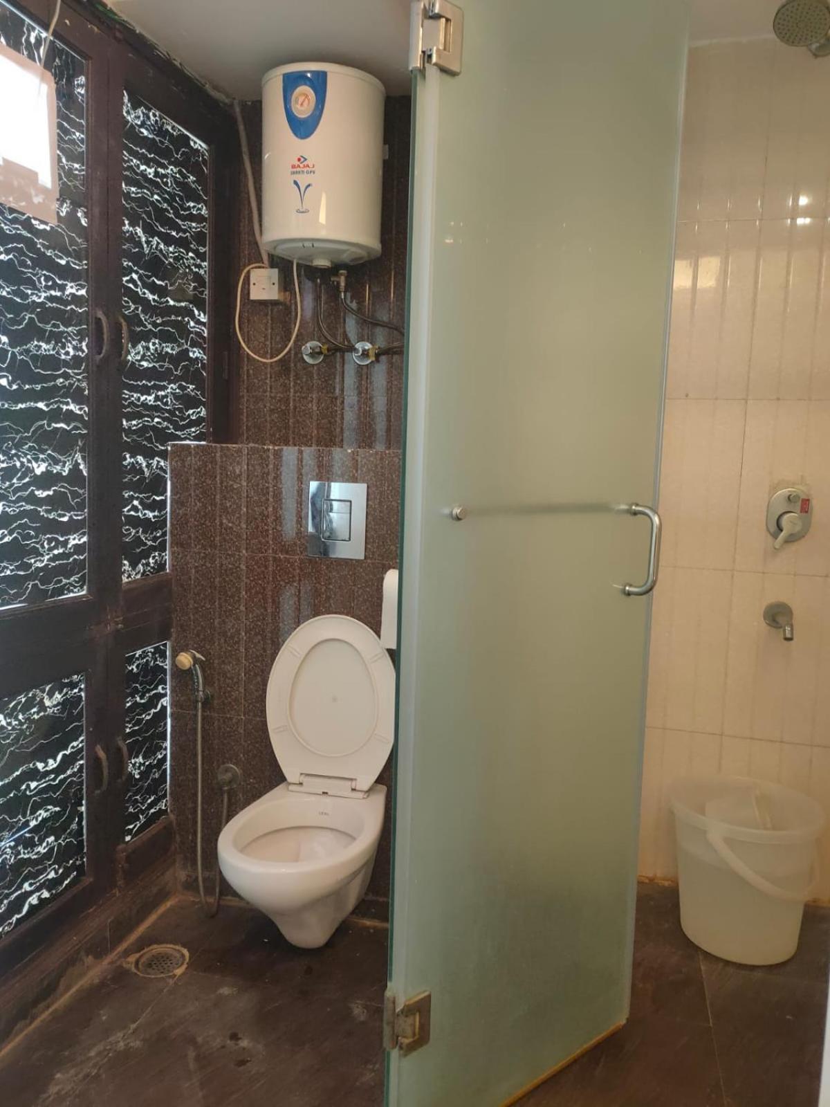 Hotel Blueberry New Delhi Buitenkant foto